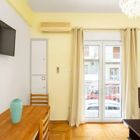 Apartment 2 *